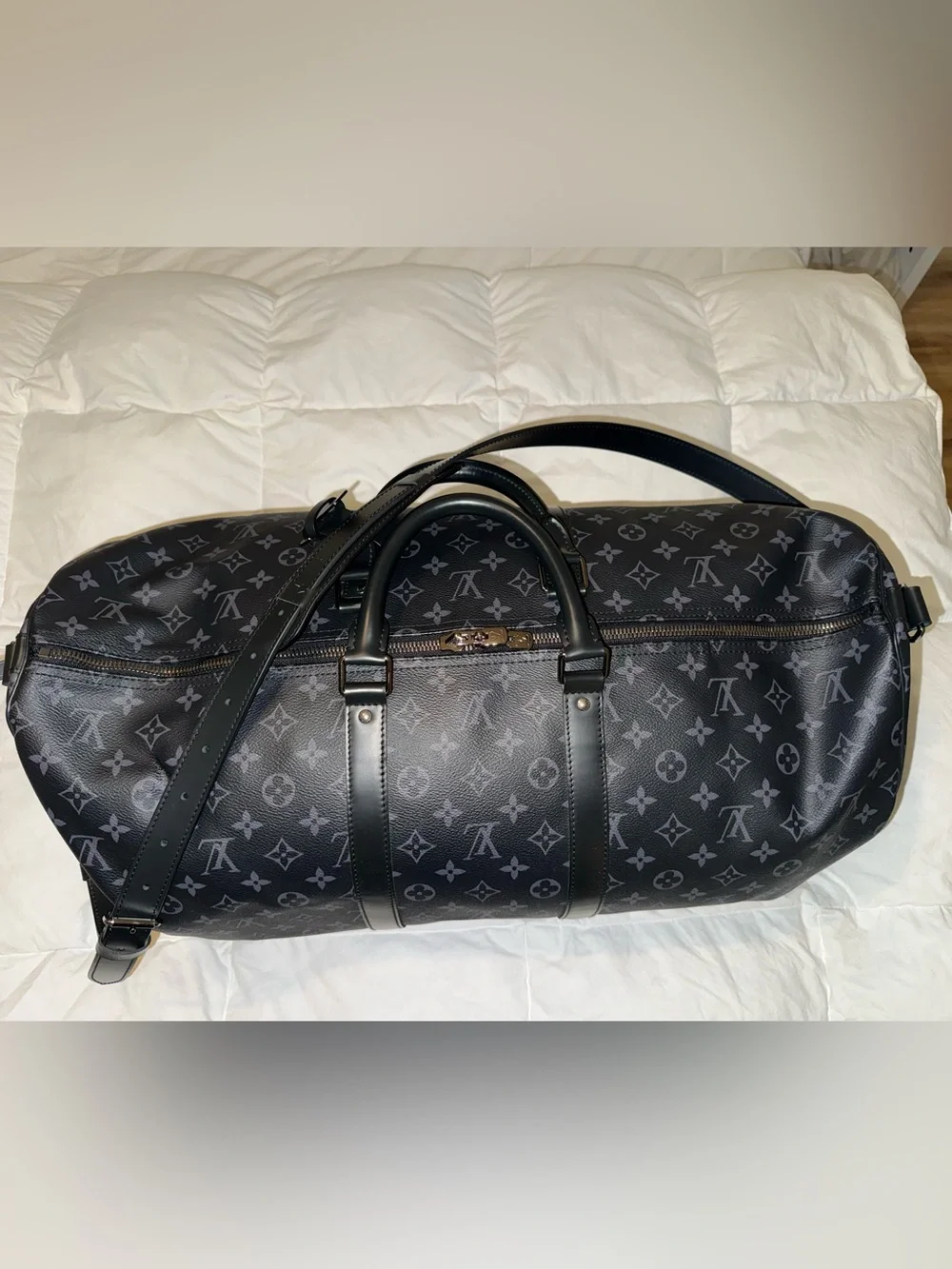 Louis Vuitton Keepall 55 Bandoulière Eclipse Black